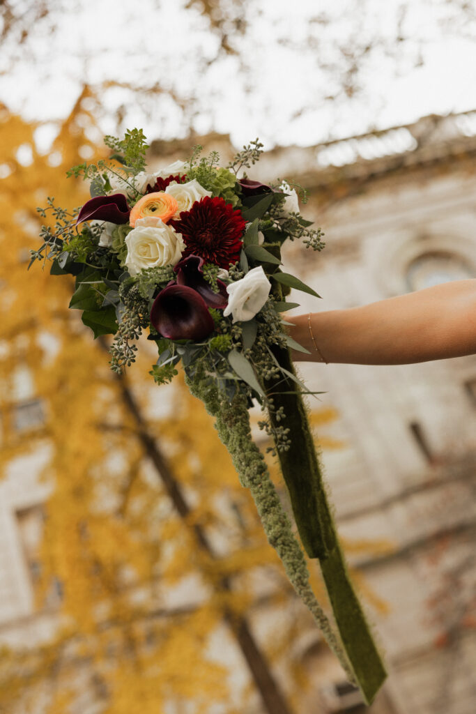 November bridal bouquet